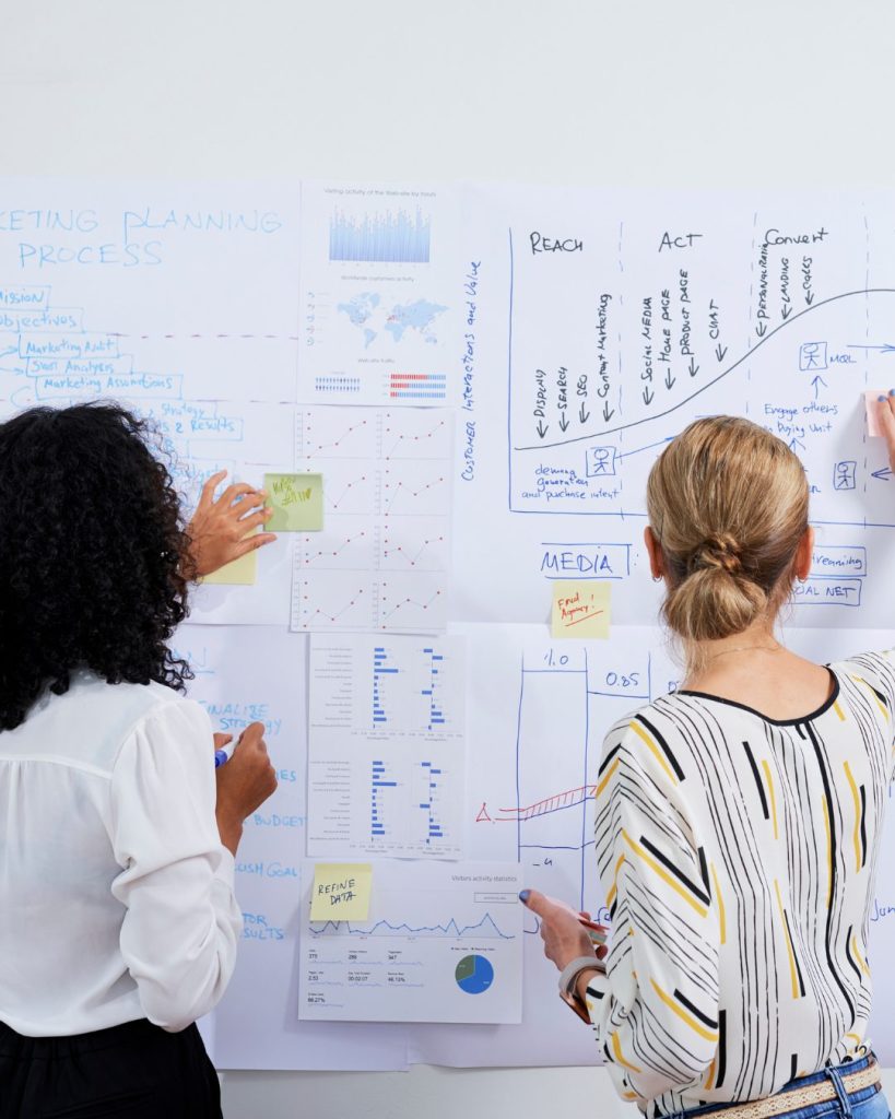 How to Build an Effective Disaster Recovery Plan on a Budget 8 How to Build an Effective Disaster Recovery Plan on a Budget
